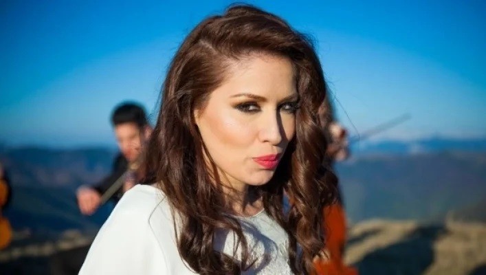 Cristina Bălan, dezvăluiri despre viața de familie după ce a născut o fetiță: ”Mi se pare fascinant!” Cântăreața mai are doi băieți diagnosticați cu autism