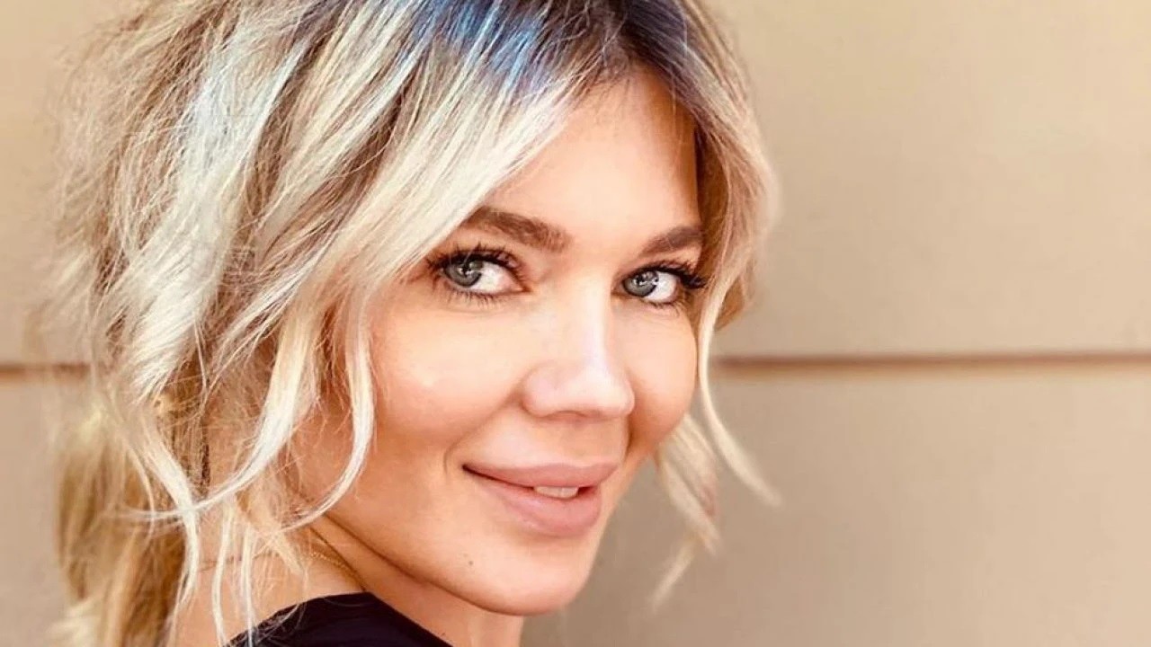 Gina Pistol, revoltată după ce imaginea ei a fost folosită ilegal: ”Este făcută în Photoshop!”